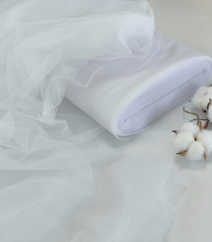 najmekši i najprozračniji beli til za svadbeni veo ili laganu haljinu