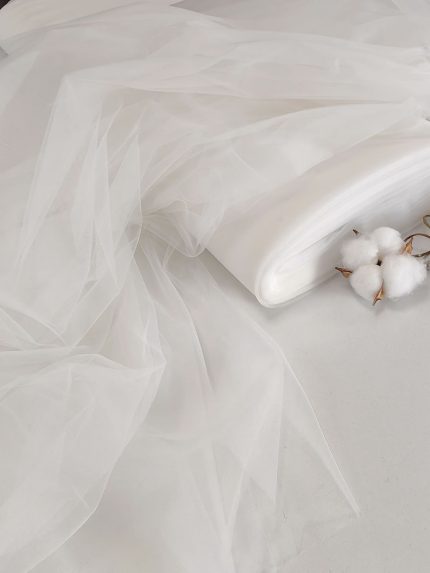 najmekši i najprozračniji til boja prva do bele za svadbeni veo ili laganu haljinu