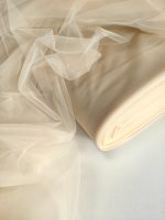 najmekši i najprozračniji bež til za svadbeni veo ili laganu haljinu